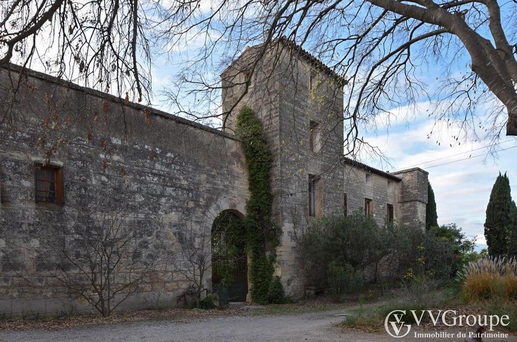 Fotos Commanderie templière du 12ème siècle dans un parc, une chapelle, entre Montpellier et Sète