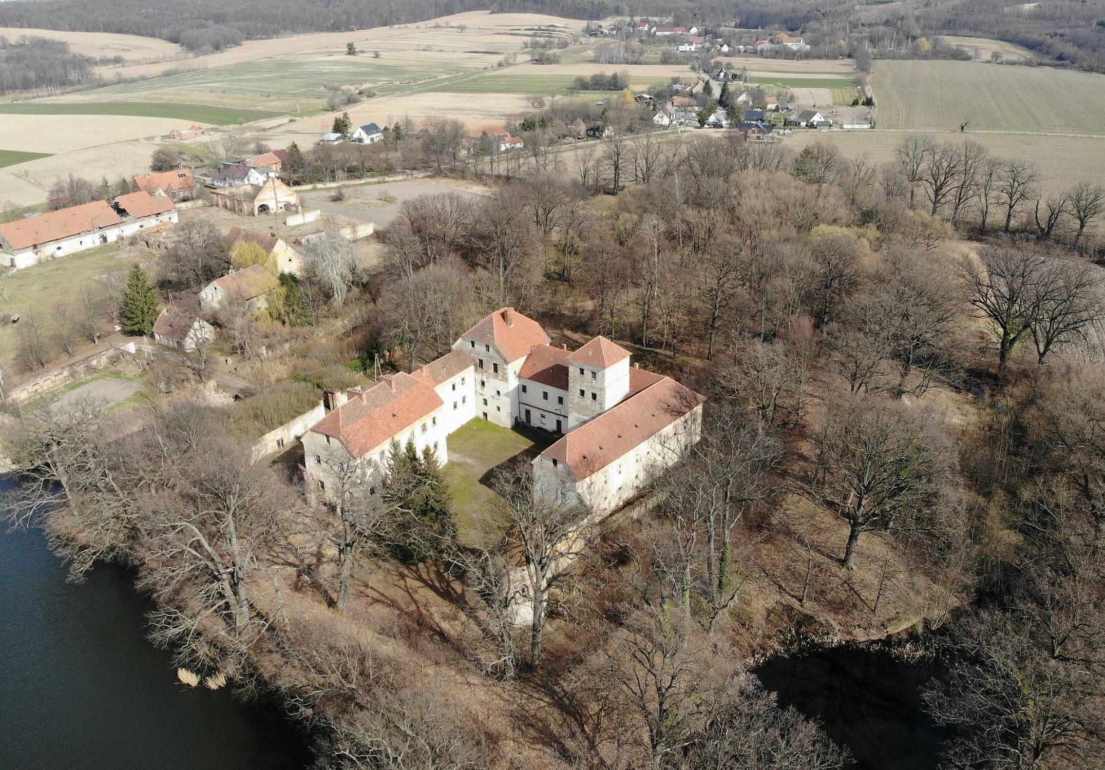 Fotos Wasserschloss Schönjohnsdorf - Witostowicki Zamek