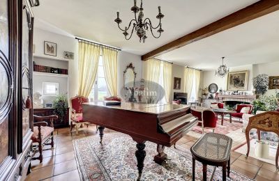 Casa de campo à venda Rodez, Occitânia, Área útil