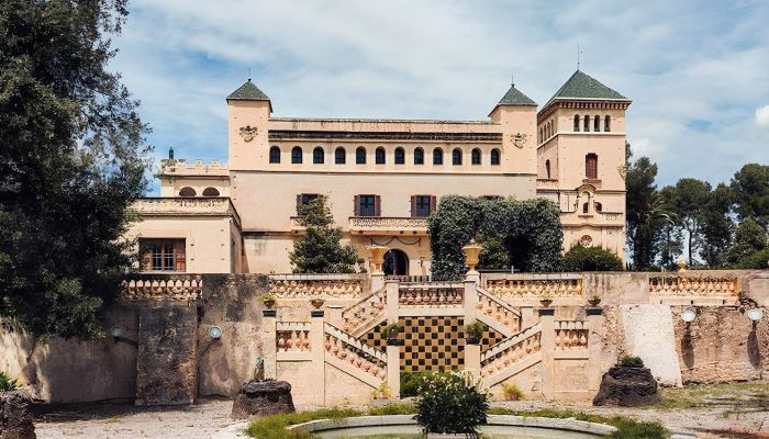 Quinta e Palácio ao Sul de Barcelona