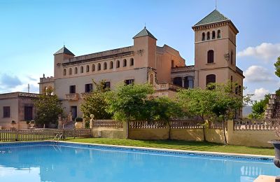 Palácio Santa Oliva, Catalunha