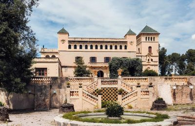 Palácio Santa Oliva, Catalunha