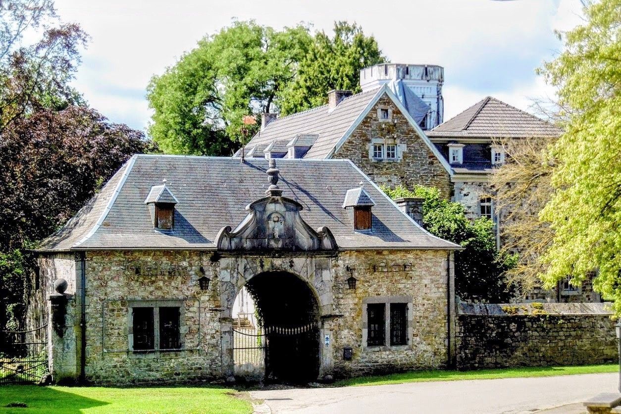 Fotos Château de sucesso à venda na Bélgica – Imóvel histórico com forte potencial de investimento