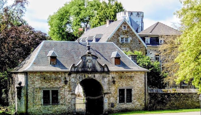 Palácio à venda Astenet, Wallonie,  Bélgica