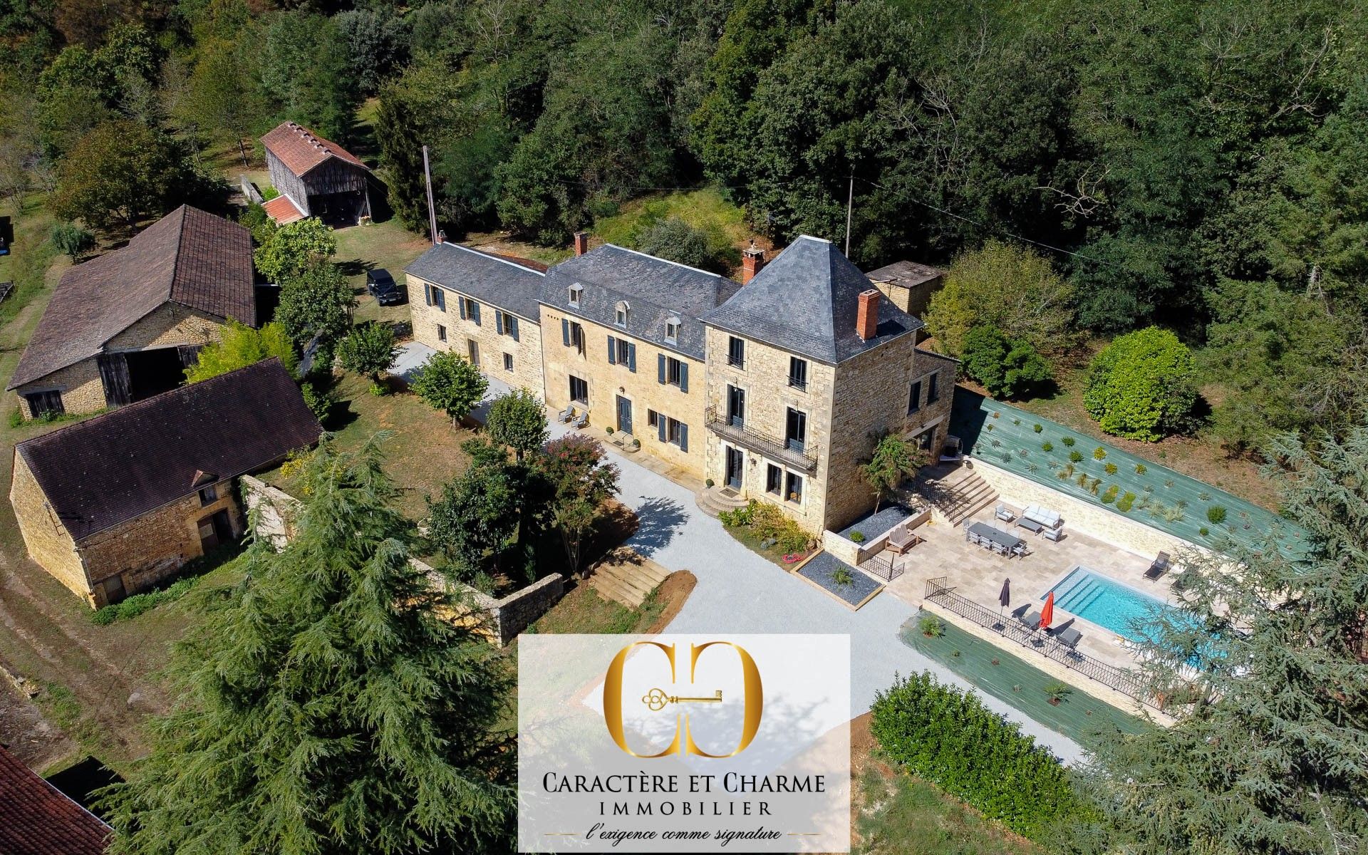 Fotos Sarlat: Propriété restaurée de 525 m² habitables - Maison principale + 2 gites. Annexes 670 m²