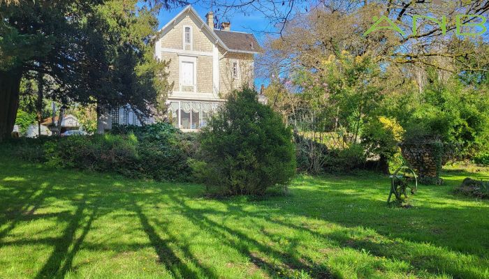 Villa histórica Bussac-sur-Charente, Nova Aquitânia