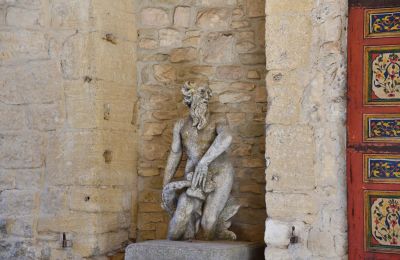 Palácio à venda Uzès, Occitânia, Detalhes