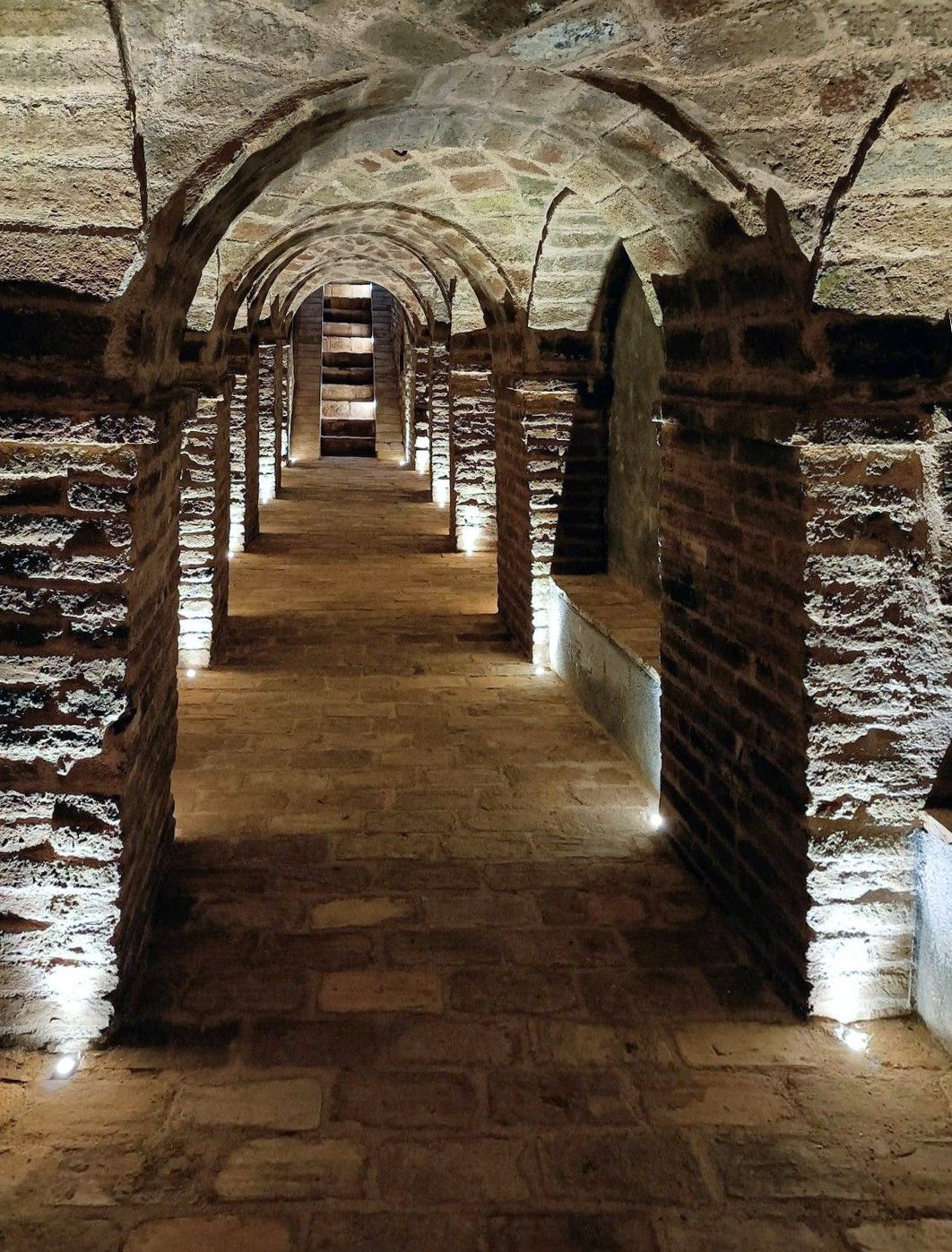 Fotos Palazzo Centro storico di Offida (AP) Marche