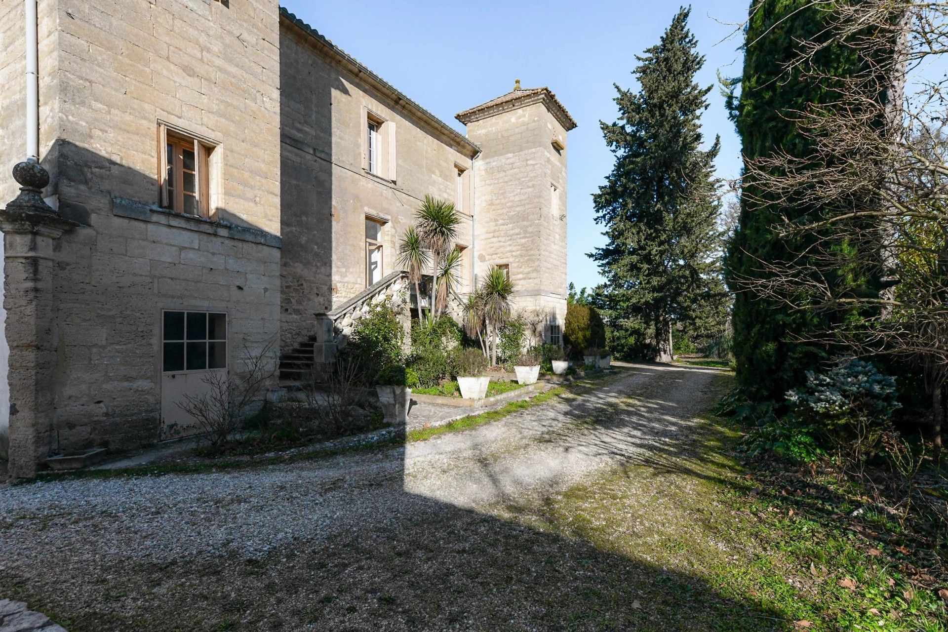 Fotos Palacete no sul de França com parque de 1 hectare e casa de hóspedes perto de Uzès