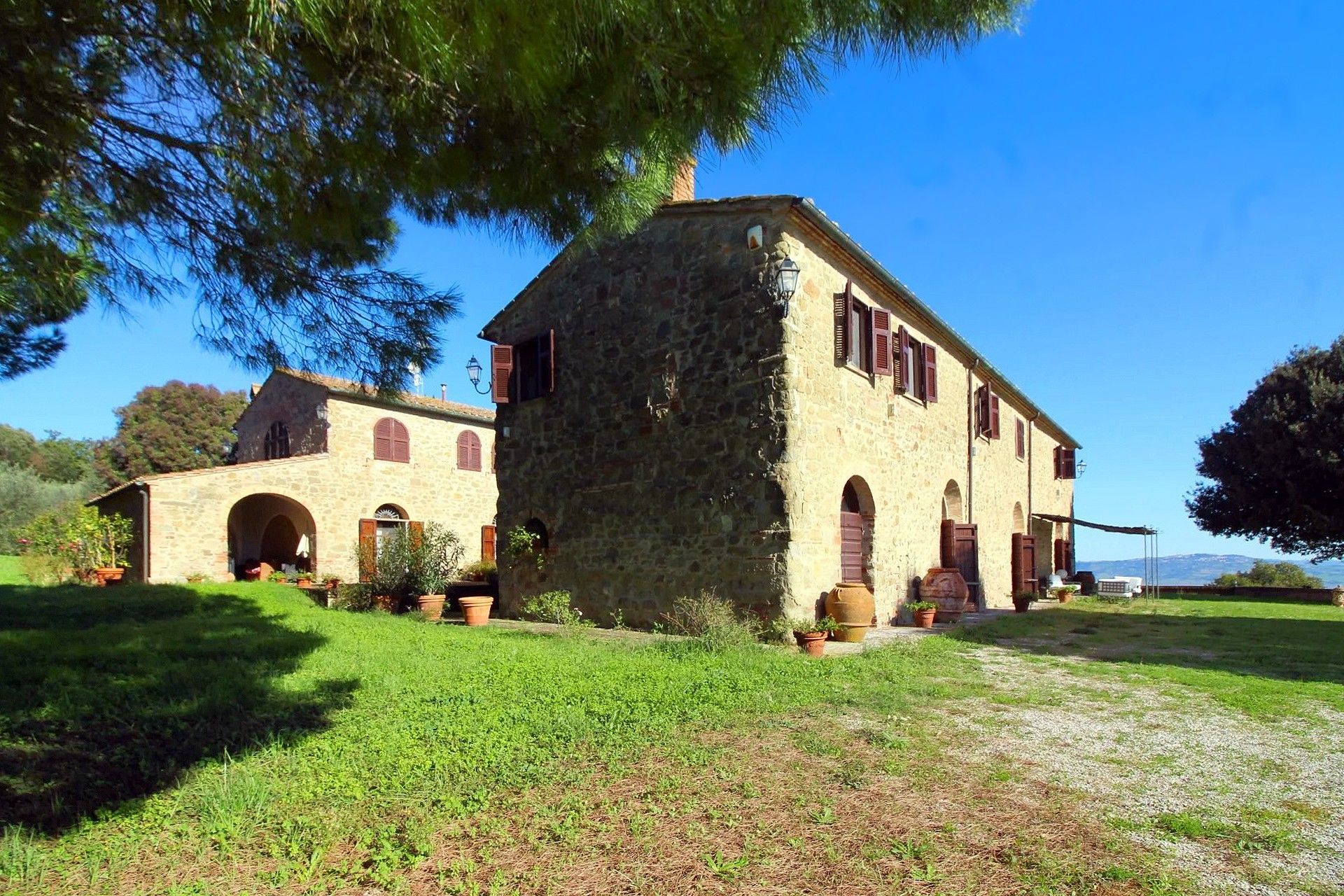 Fotos Il Castiglione - Panoramalage mit zwei Wohneinheiten und 40 Hektar Land