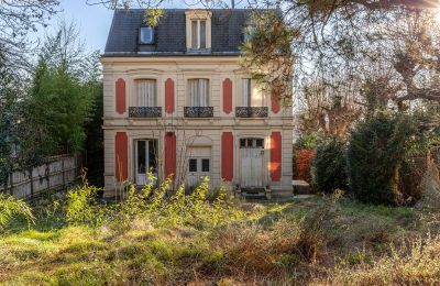 Villa histórica Sèvres, Ilha de França
