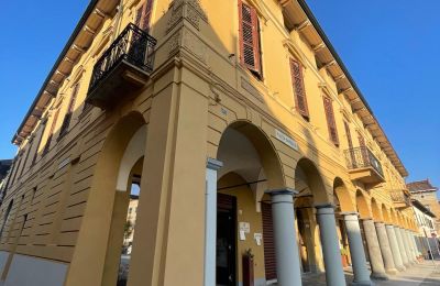 Palacete à venda Soresina, Lombardia, Imagem 2/36