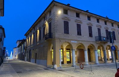 Palacete à venda Soresina, Lombardia, Imagem 4/36