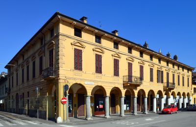 Imóveis com caráter,  Palacete histórico à venda na Lombardia