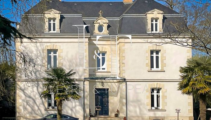 Villa histórica à venda Challans, País do Loire,  França