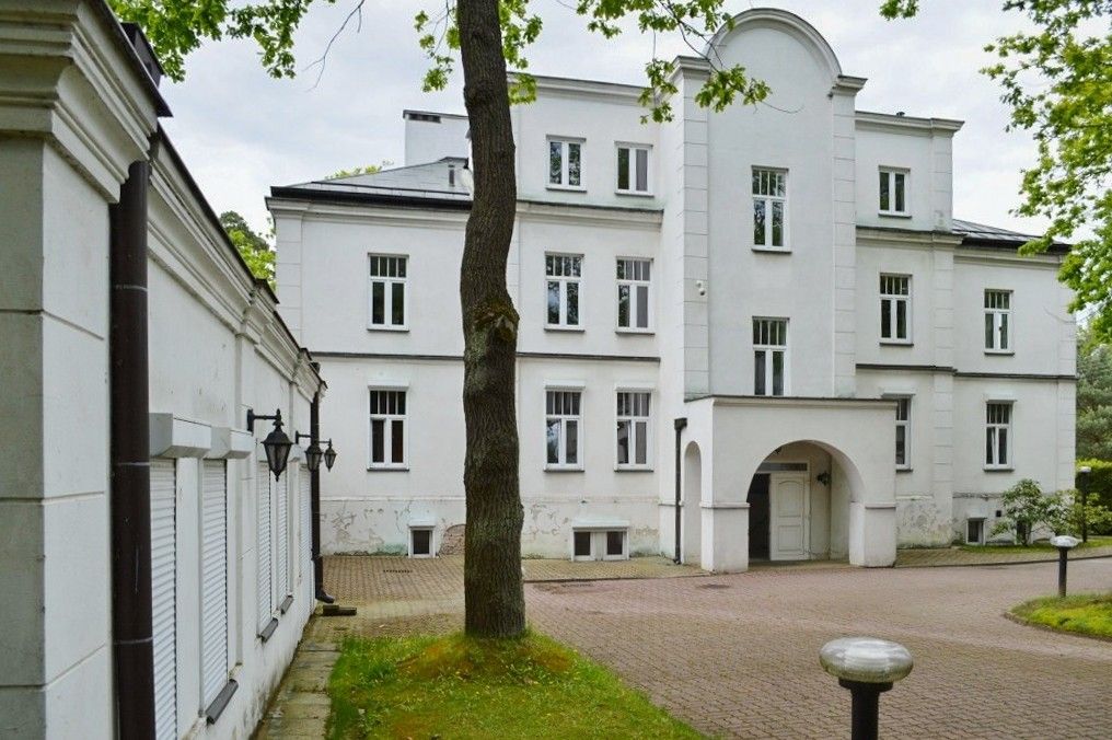 Fotos Willa w Konstancinie, pensjonat, luksusowa klinika medyczna