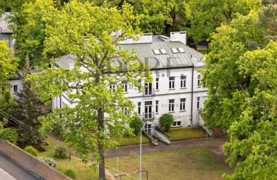 Villa histórica à venda Konstancin-Jeziorna, Mazowieckie, Imagem 5/19