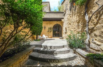 Imóveis com caráter, Historisches Haus mit Charakter, Innenhof und Dachterrasse