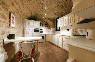 Imóvel histórico à venda Vers-Pont-du-Gard, Occitânia, Imagem 8/31