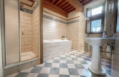 Imóvel histórico à venda Vers-Pont-du-Gard, Occitânia, Imagem 10/31