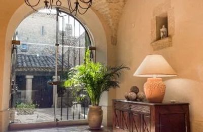 Imóvel histórico à venda Vers-Pont-du-Gard, Occitânia, Imagem 18/31