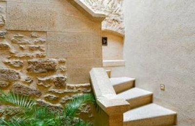 Imóvel histórico à venda Vers-Pont-du-Gard, Occitânia, Imagem 26/31