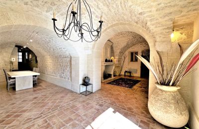 Imóvel histórico à venda Vers-Pont-du-Gard, Occitânia, Imagem 6/31