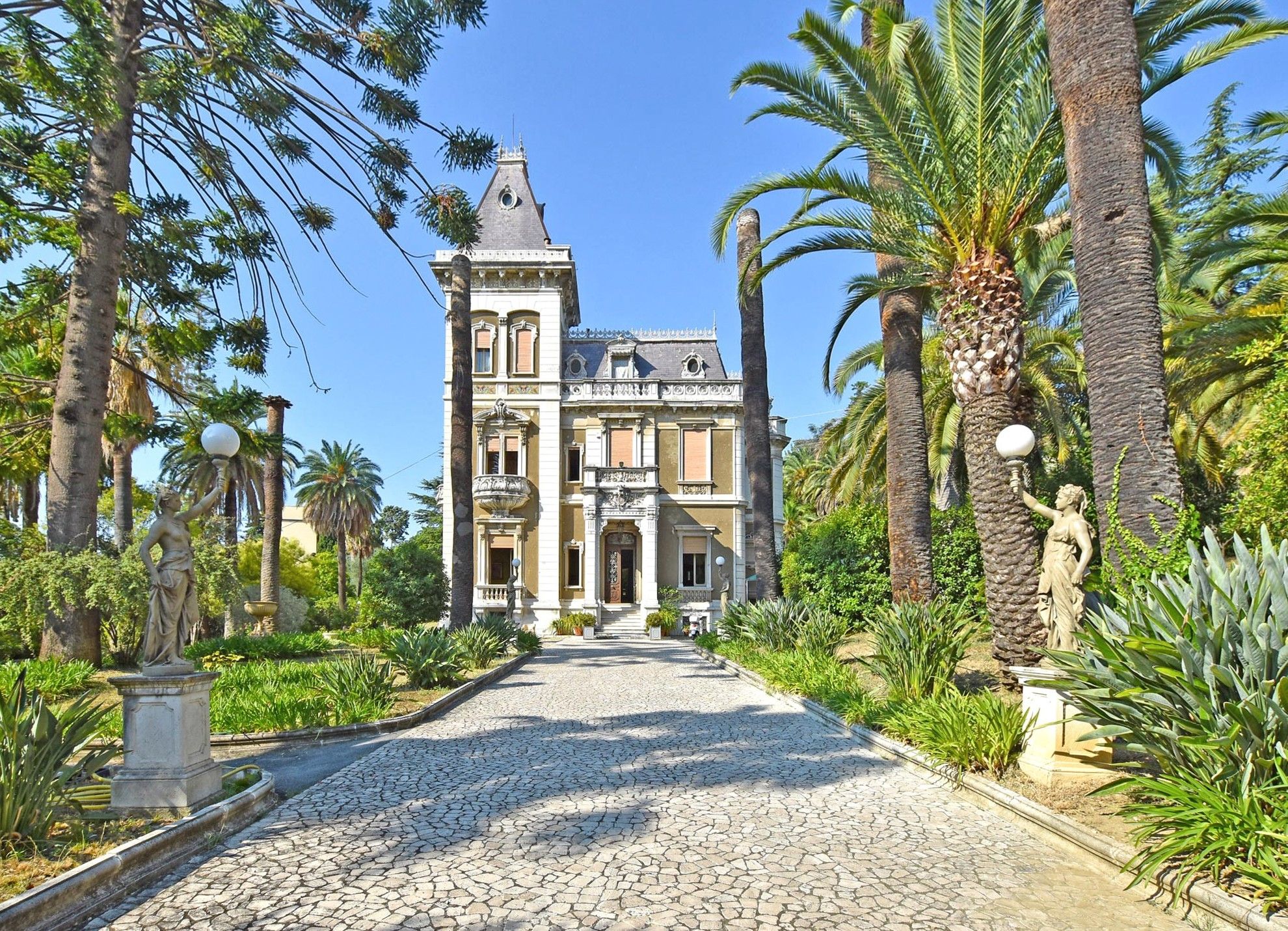 Fotos Villa histórica de prestígio em Sanremo, Ligúria