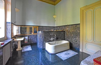 Villa histórica à venda Ligúria, Casa de banho