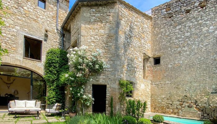 Propriedade histórica à venda Uzès, Occitânia,  França