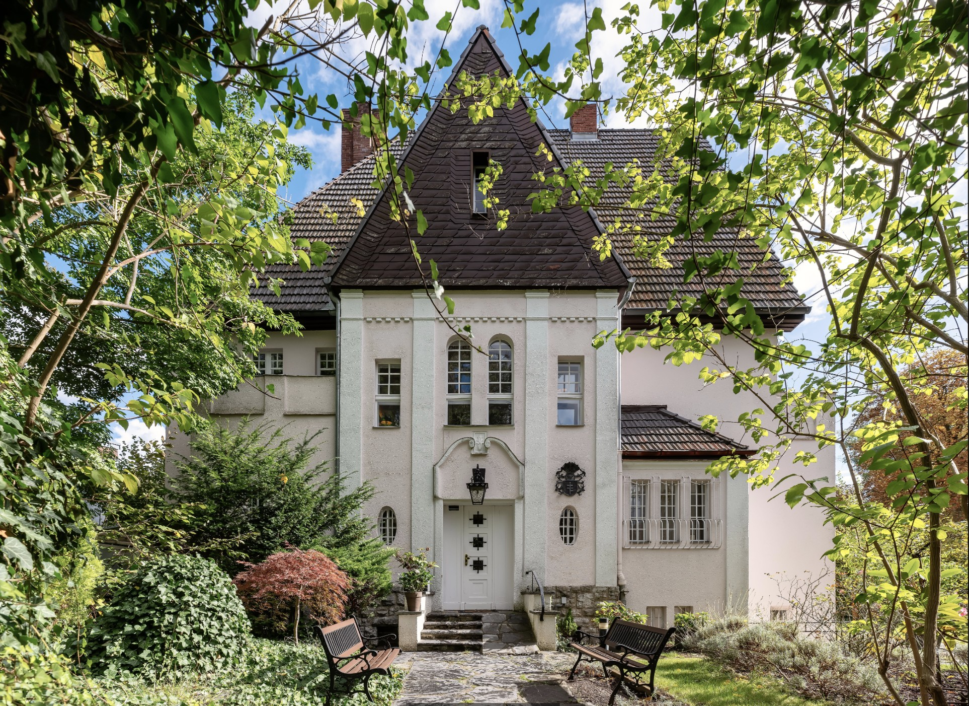 Fotos Villa histórica em Berlim Frohnau com jardim, apartamento independente e casa de piscina