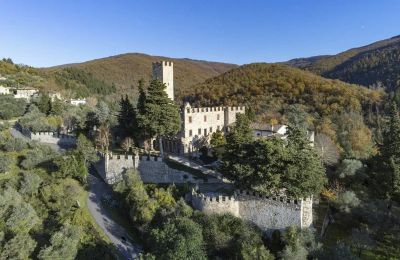 Castelo à venda Croci di Calenzano, Toscana, Localização da propriedade