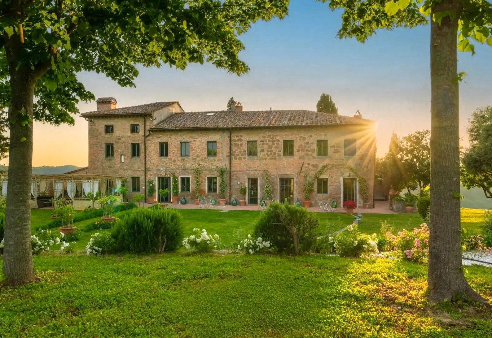 Fotos Propriedade com Villa e Terrenos Biodinâmicos entre Pisa e Florença