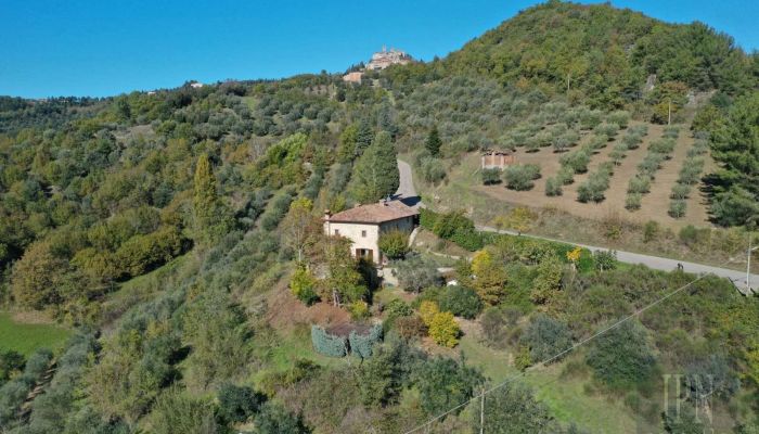 Casa de campo à venda 06010 Monte Santa Maria Tiberina, Úmbria,  Itália