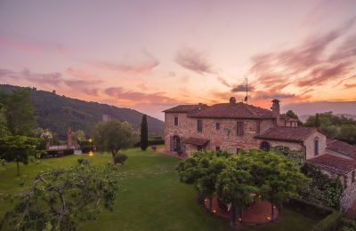 Casa de campo à venda Pistoia, Toscana, Vista de drone