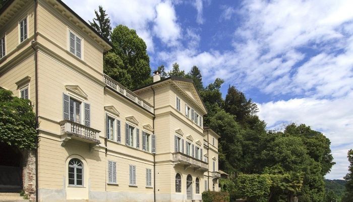 Apartamento em edifício histórico à venda Orta San Giulio, Piemonte,  Itália