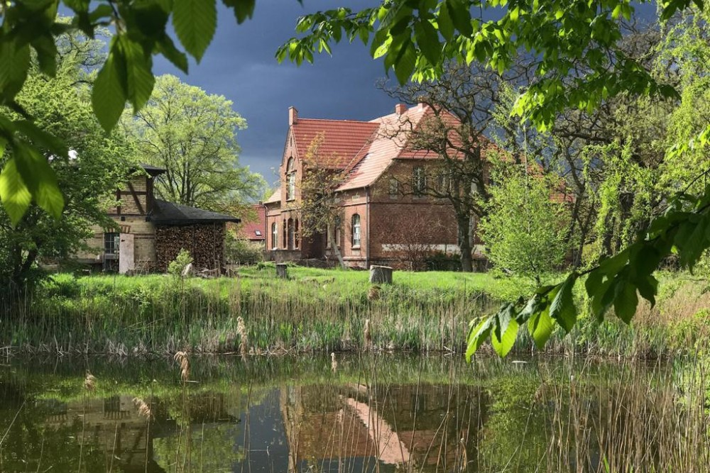 Fotos Casa senhorial de 1896 com parque protegido e lago na região dos lagos de Mecklenburg