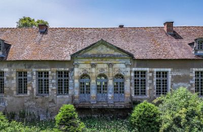 Palácio à venda Vitry-le-François, Grande Leste, Vista traseira