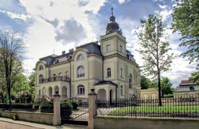Villa histórica à venda Bielsko-Biała, Mickiewicza 27, Slaskie,, Vista exterior
