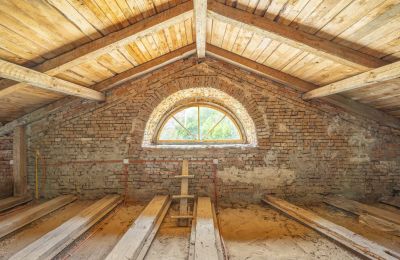 Palácio à venda Luberadz, Mazowieckie, Sótão