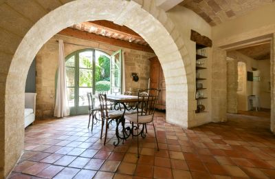 Imóvel histórico à venda Uzès, Occitânia, Imagem 8/34