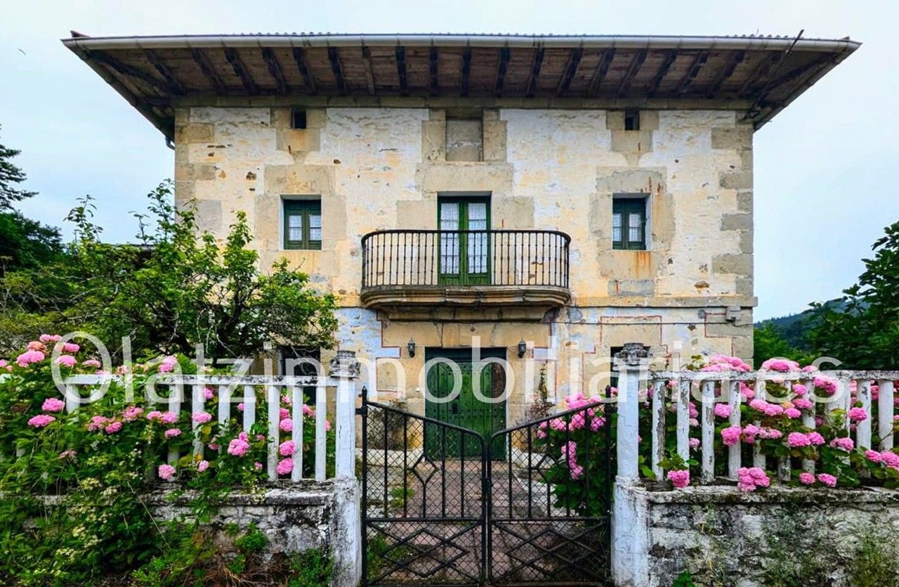 Fotos Casa senhorial rural no Vale de Ayala com acesso ao rio