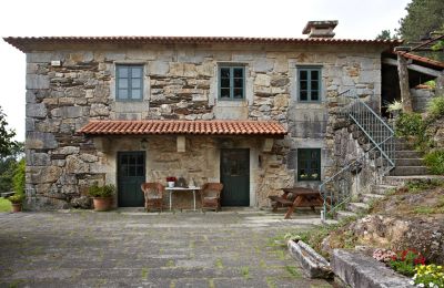 Imóvel histórico à venda Gondomar, Galiza, Vista lateral