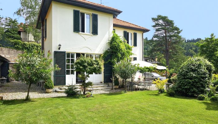 Villa histórica à venda Bee, Piemonte,  Itália