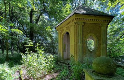 Palácio à venda Łubie, Pyskowicka 34, Slaskie, Jardim palaciano