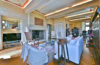 Imóvel histórico à venda Uzès, Occitânia, Imagem 9/25