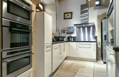 Imóvel histórico à venda Uzès, Occitânia, Imagem 11/25