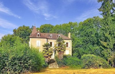 Casa senhorial Pau, Nova Aquitânia