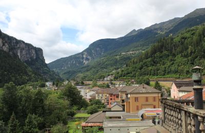 Mansão histórica à venda Faido, Ticino, vista panoramica