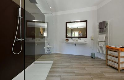 Imóvel histórico à venda Uzès, Occitânia, Imagem 16/34